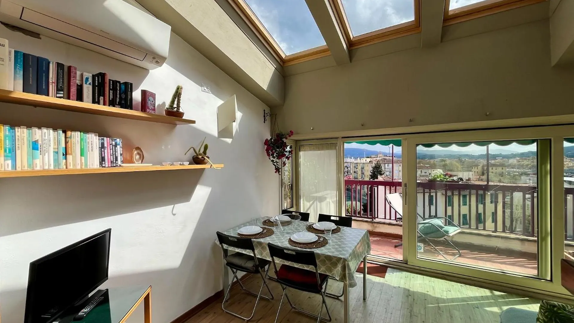 Settesanti Vintage Attic Apartamento Florença Itália